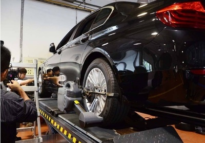 汽車(chē)保養(yǎng)換下機(jī)油就行了?老司機(jī):這4個(gè)零件不換就等于白保養(yǎng)!